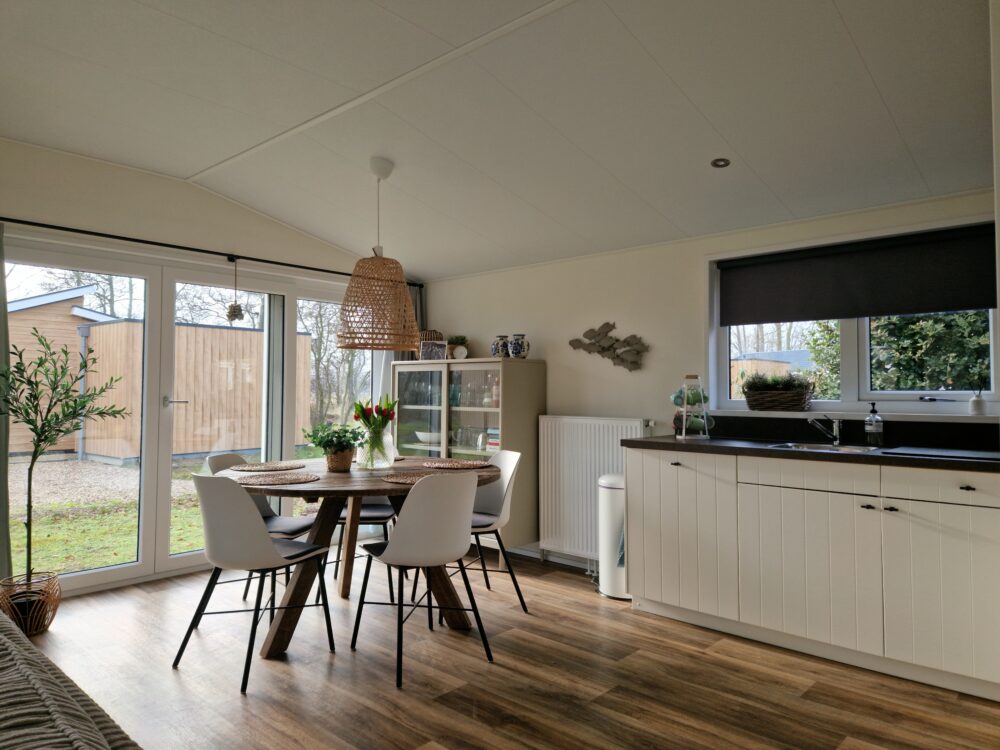 Chalet Verklikkerduin 70m² – Casa Mobile con Ampio Spazio Abitativo su Terreno Privato