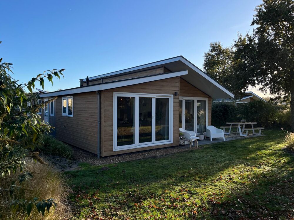 Chalet Verklikkerduin 70m² – Casa Mobile con Ampio Spazio Abitativo su Terreno Privato