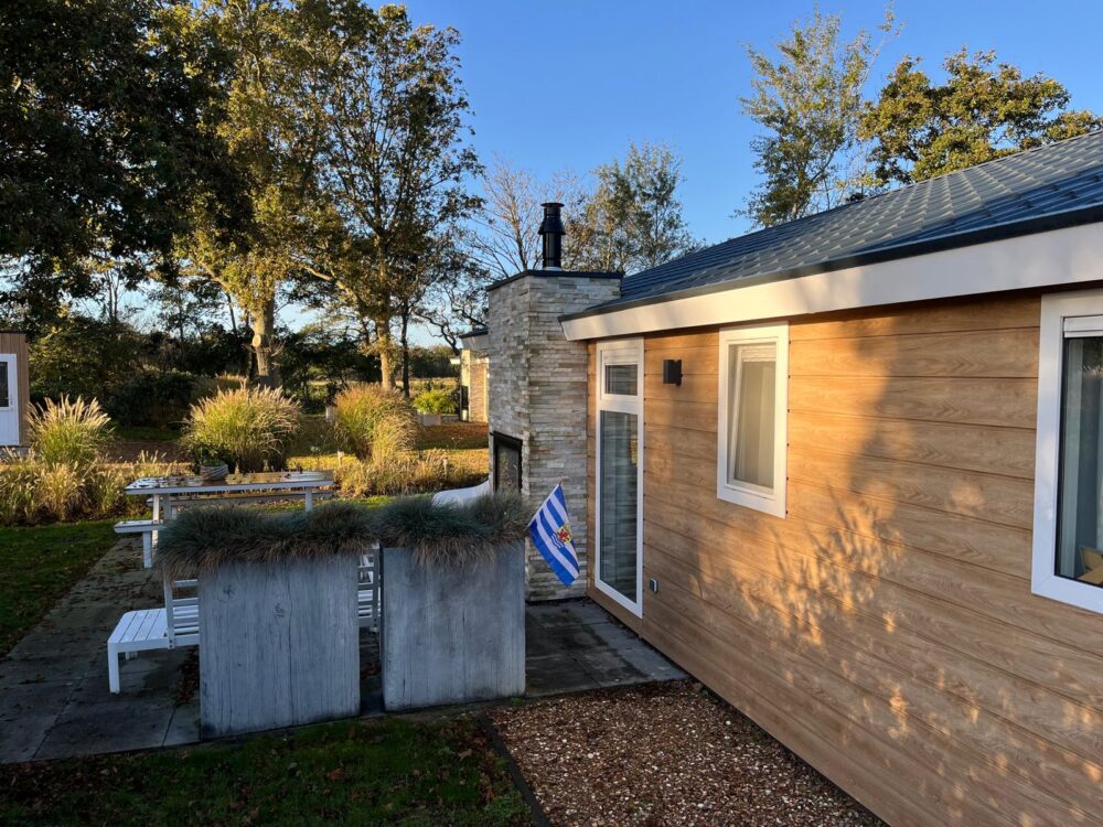 Chalet Verklikkerduin 70m² – Casa Mobile con Ampio Spazio Abitativo su Terreno Privato