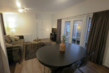 Limited CL Lessenaar 1100-3 – Casa Mobile Moderna con Design Lineare e Spazioso