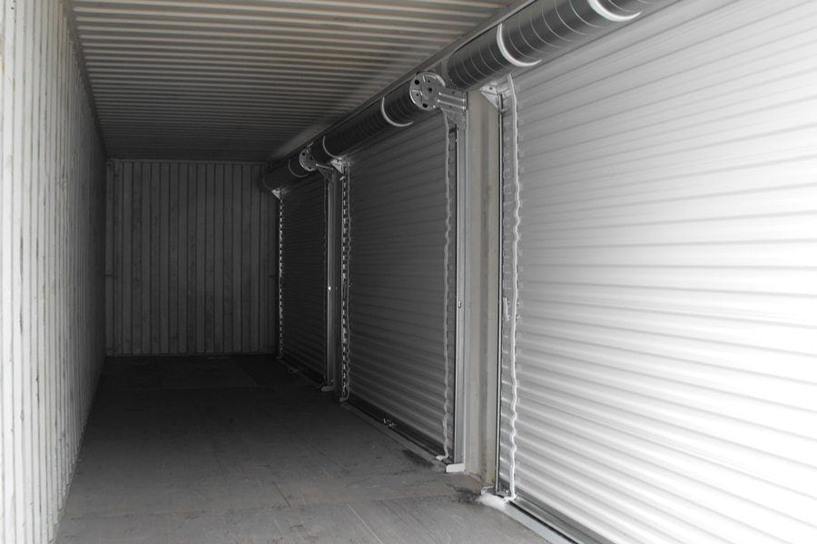 Container 40 piedi con 3 serrande avvolgibili – Accesso multiplo
