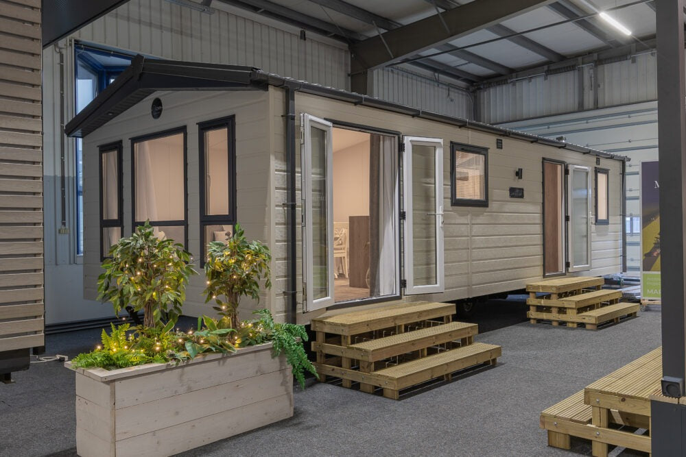 Casa Mobile Nebraska 950-2 – Chalet Prefabbricato Compatto Ideale per le Vacanze